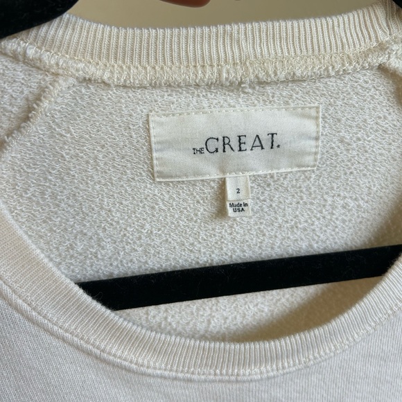 THE GREAT Shrunken Ruffle Sweatshirt Washed White - Picture 6 of 8